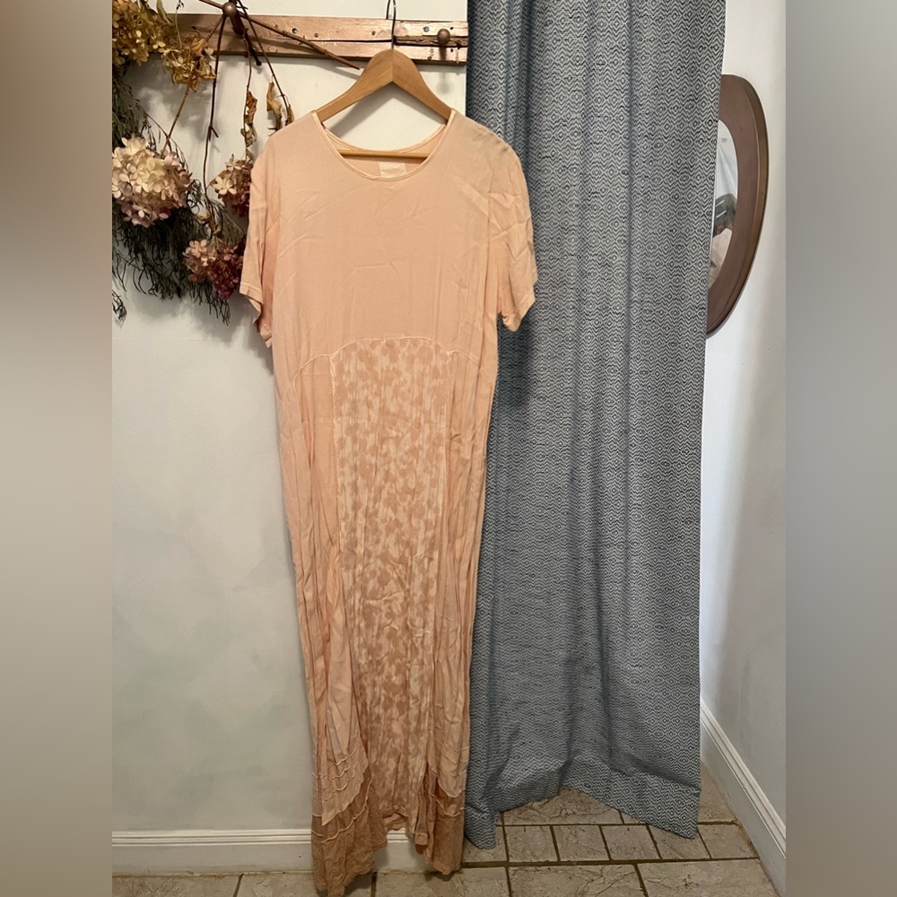 Nooshin Light Peach Floor Length Dress Size Large